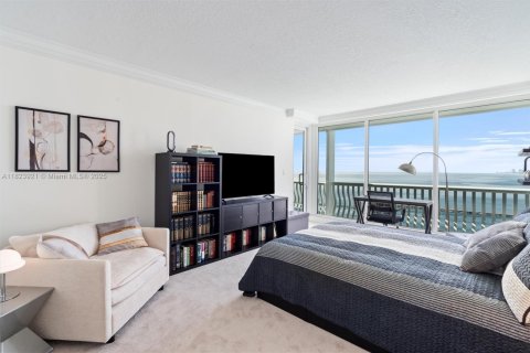 Снять в аренду кондоминиум в Форт-Лодердейл, Флорида 2 спальни, 186.83м2, № 2034488 - фото 25