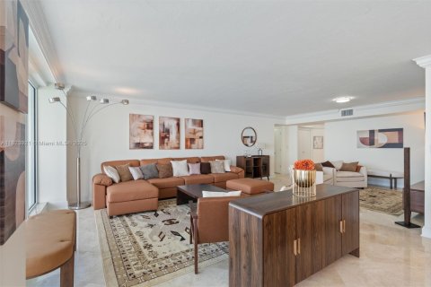 Снять в аренду кондоминиум в Форт-Лодердейл, Флорида 2 спальни, 186.83м2, № 2034488 - фото 11