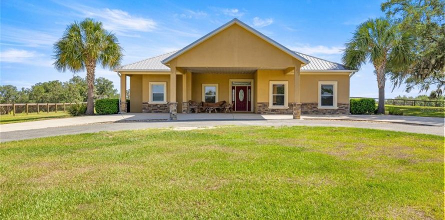 Villa ou maison à Morriston, Floride 3 chambres, 200.76 m2 № 1722412