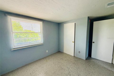 Immobilier commercial à vendre à Sarasota, Floride: 719.44 m2 № 2424085 - photo 7