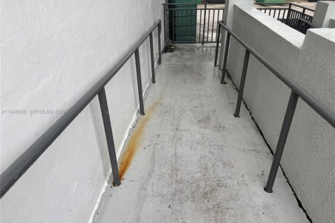 Купить коммерческую недвижимость в Дорал, Флорида № 2054189 - фото 5