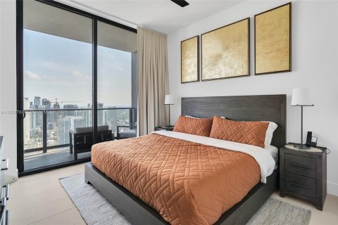 Condo in Miami, Florida, 1 bedroom  № 1888969 - photo 25