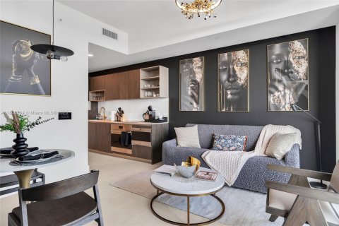 Condo in Miami, Florida, 1 bedroom  № 1888969 - photo 15