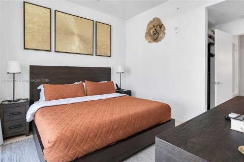 Condo in Miami, Florida, 1 bedroom  № 1888969 - photo 20