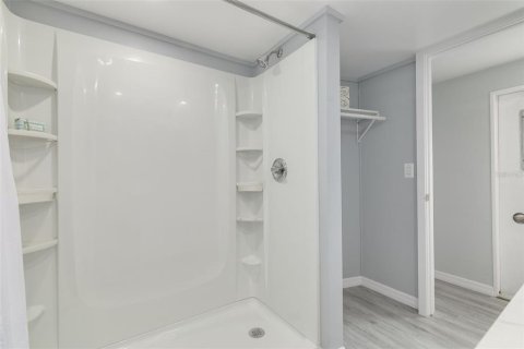 Apartamento en alquiler en New Port Richey, Florida, 2 dormitorios, 73.76 m2 № 1898889 - foto 17