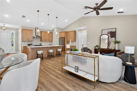 Villa ou maison à vendre à Orlando, Floride: 4 chambres, 177.44 m2 № 2420321 - photo 6