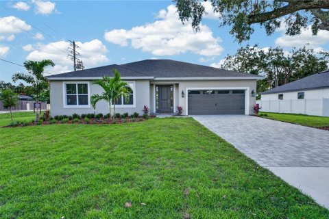 Villa ou maison à vendre à Orlando, Floride: 4 chambres, 177.44 m2 № 2420321 - photo 3