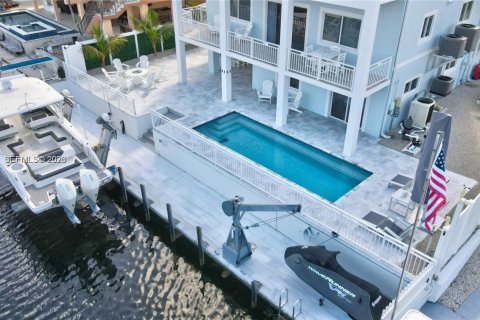 Casa en venta en Key Largo, Florida, 4 dormitorios, 280.94 m2 № 2048511 - foto 14