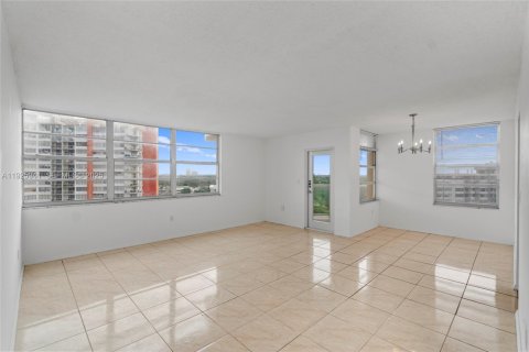 Copropriété à vendre à Miami, Floride: 2 chambres, 105.91 m2 № 1984454 - photo 7