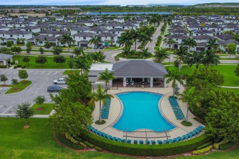 Townhouse in Homestead, Florida 3 bedrooms, 142.14 sq.m. № 1827119 - photo 6
