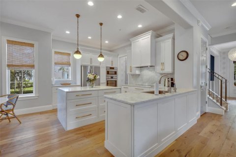 Casa en venta en Orlando, Florida, 5 dormitorios, 354.05 m2 № 1856070 - foto 14