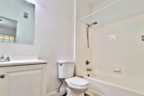 Condo in Orlando, Florida, 1 bedroom  № 1770188 - photo 8