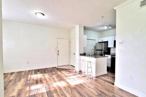 Condo in Orlando, Florida, 1 bedroom  № 1770188 - photo 5