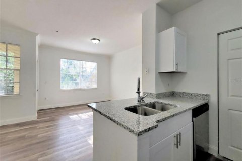 Condo in Orlando, Florida, 1 bedroom  № 1770188 - photo 3