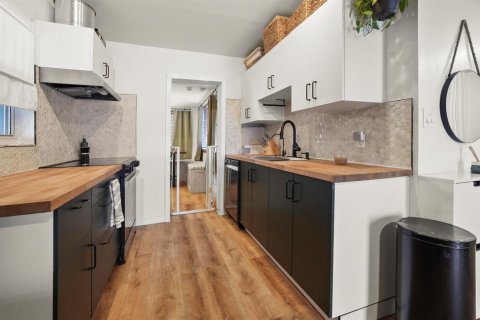 House in Fort Lauderdale, Florida 2 bedrooms, 75.62 sq.m. № 2183258 - photo 5