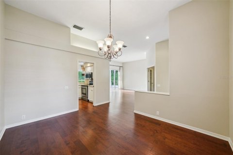 House in Tampa, Florida 4 bedrooms, 239.04 sq.m. № 1894944 - photo 5