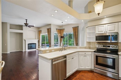 House in Tampa, Florida 4 bedrooms, 239.04 sq.m. № 1894944 - photo 22
