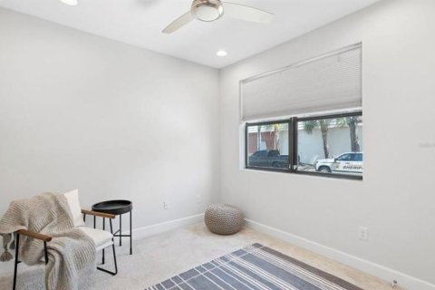 Adosado en alquiler en Tampa, Florida, 3 dormitorios, 194.82 m2 № 1780561 - foto 16