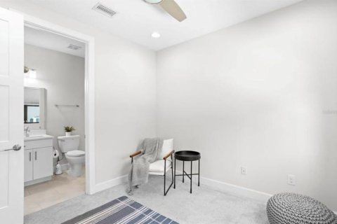 Adosado en alquiler en Tampa, Florida, 3 dormitorios, 194.82 m2 № 1780561 - foto 15