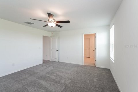 House in Lutz, Florida 5 bedrooms, 205.96 sq.m. № 1914650 - photo 10