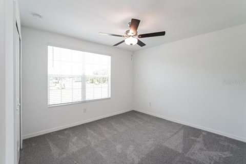 House in Lutz, Florida 5 bedrooms, 205.96 sq.m. № 1914650 - photo 15