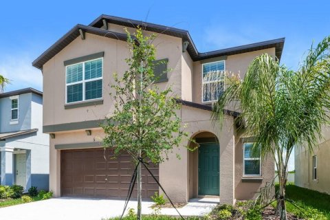 House in Lutz, Florida 5 bedrooms, 205.96 sq.m. № 1914650 - photo 2