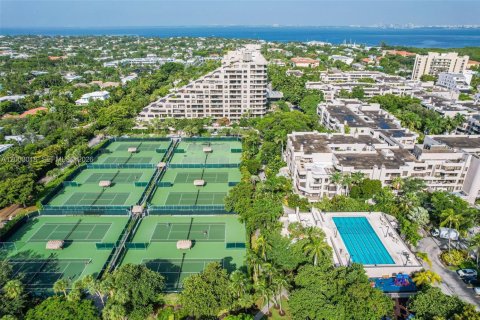 Condominio en venta en Key Biscayne, Florida, 2 dormitorios, 139.91 m2 № 2066483 - foto 18