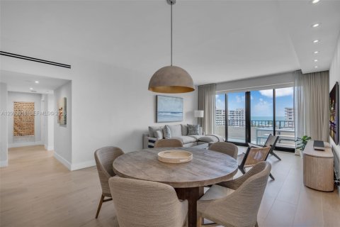 Condominio en Key Biscayne, Florida, 2 dormitorios  № 2066483