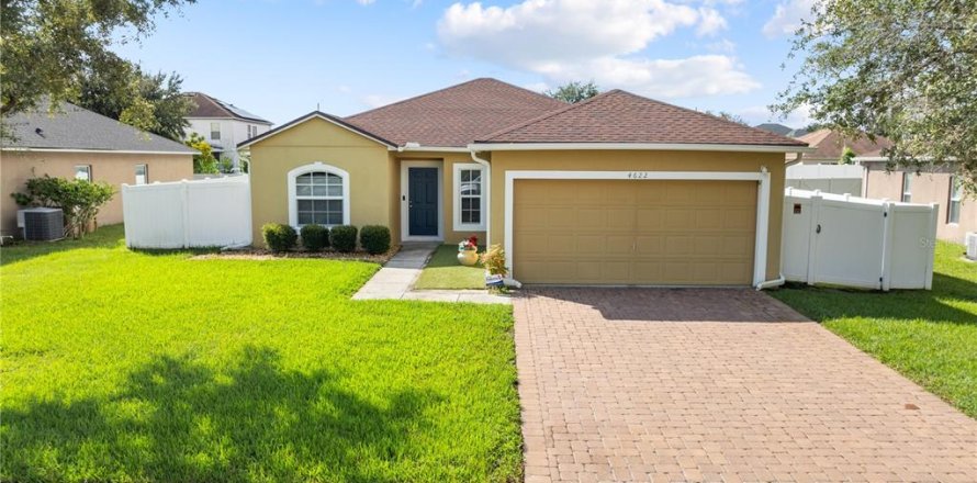 Villa ou maison à Kissimmee, Floride 3 chambres, 143.53 m2 № 2412671