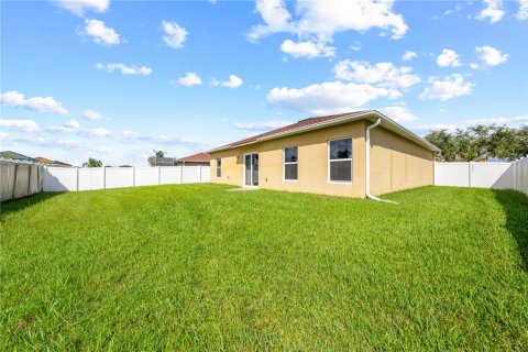 Villa ou maison à vendre à Kissimmee, Floride: 3 chambres, 143.53 m2 № 2412671 - photo 5