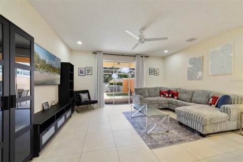 Touwnhouse à vendre à Clermont, Floride: 3 chambres, 139.45 m2 № 2097201 - photo 9