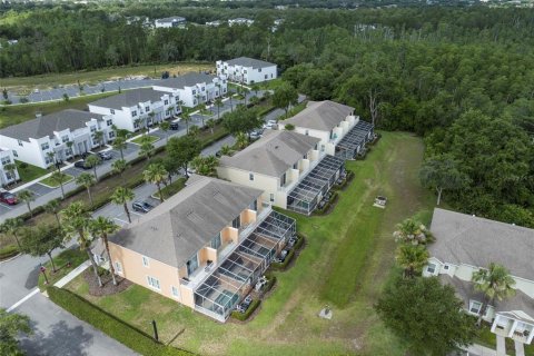 Touwnhouse à vendre à Clermont, Floride: 3 chambres, 139.45 m2 № 2097201 - photo 2