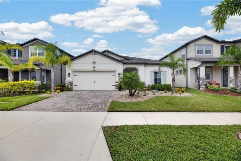 House in Wimauma, Florida 3 bedrooms, 205.04 sq.m. № 2396873 - photo 9