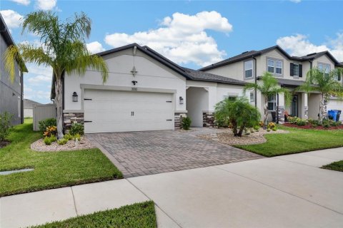 House in Wimauma, Florida 3 bedrooms, 205.04 sq.m. № 2396873 - photo 11