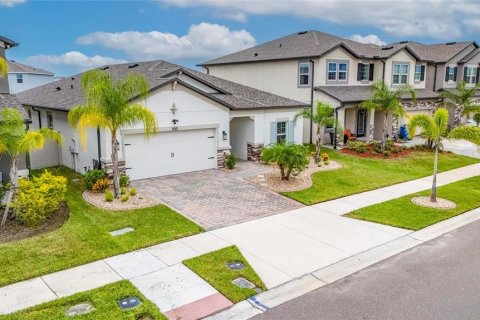 House in Wimauma, Florida 3 bedrooms, 205.04 sq.m. № 2396873 - photo 3