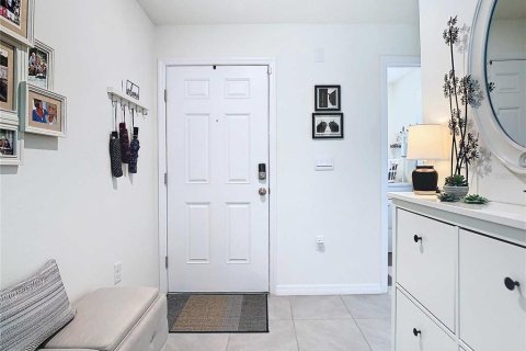 House in Zephyrhills, Florida 3 bedrooms, 140.84 sq.m. № 2113155 - photo 5