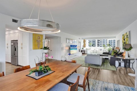 Condo in Fort Lauderdale, Florida, 3 bedrooms  № 2303579 - photo 22