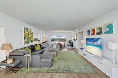 Condo in Fort Lauderdale, Florida, 3 bedrooms  № 2303579 - photo 15