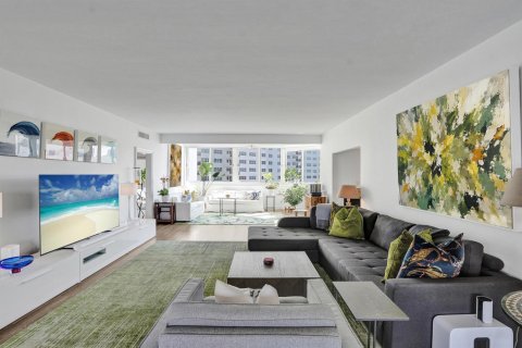 Condo in Fort Lauderdale, Florida, 3 bedrooms  № 2303579 - photo 14