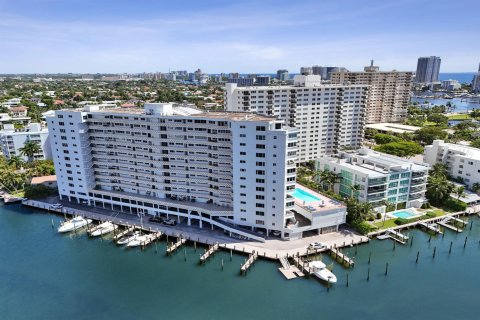 Condo in Fort Lauderdale, Florida, 3 bedrooms  № 2303579
