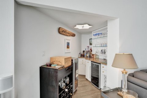 Condo in Fort Lauderdale, Florida, 3 bedrooms  № 2303579 - photo 17