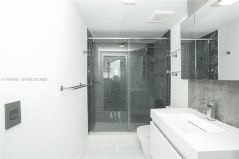Condo in Miami, Florida  № 2040496 - photo 6