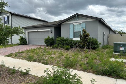House in Haines City, Florida 4 bedrooms, 184.78 sq.m. № 2393708 - photo 2