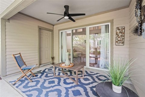 Condo in Gainesville, Florida, 2 bedrooms № 2226041 - photo 23