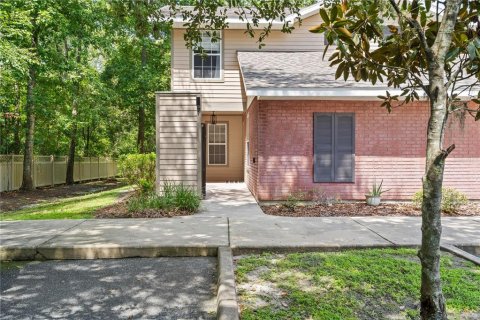Condo in Gainesville, Florida, 2 bedrooms № 2226041