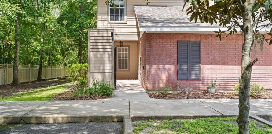 Condo in Gainesville, Florida, 2 bedrooms № 2226041