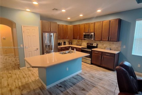 Villa ou maison à vendre à Port St. Lucie, Floride: 2 chambres, 150.13 m2 № 1947002 - photo 5