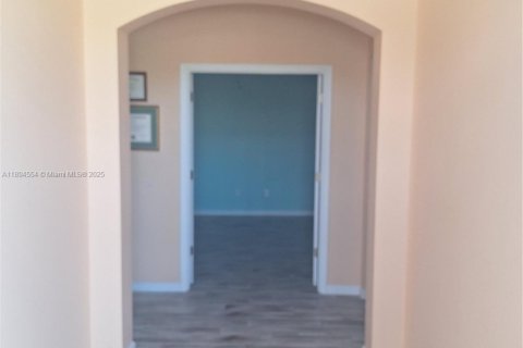 Villa ou maison à vendre à Port St. Lucie, Floride: 2 chambres, 150.13 m2 № 1947002 - photo 4
