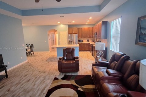 Villa ou maison à vendre à Port St. Lucie, Floride: 2 chambres, 150.13 m2 № 1947002 - photo 6