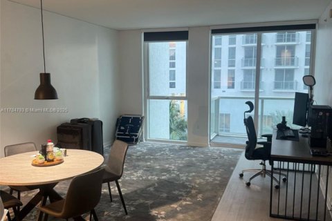 Купить кондоминиум в Майами, Флорида 1 спальня, 74.88м2, № 1958774 - фото 2